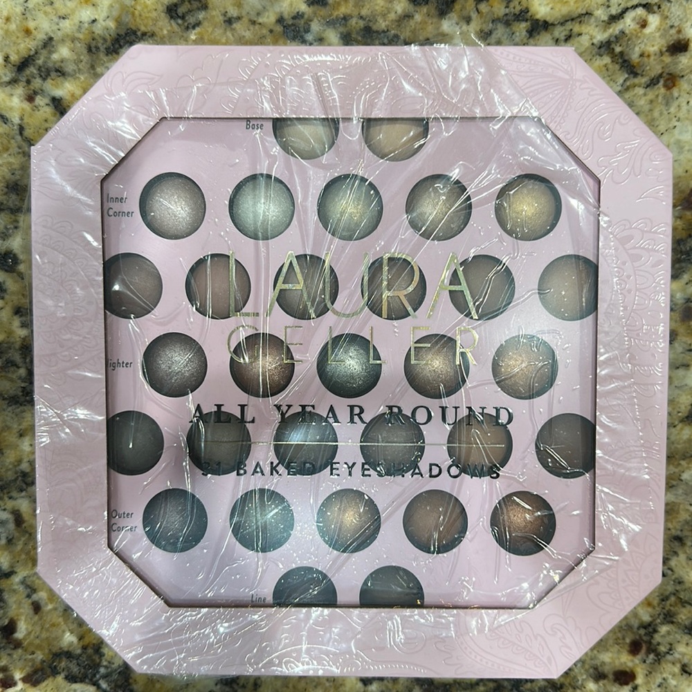COPY - Laura Geller All Year Round 31 Baked Eyeshadows